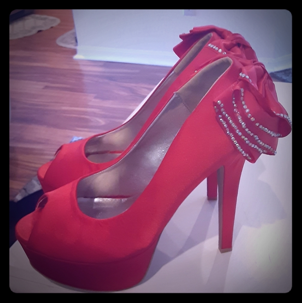 Liliana red glamor stilettos